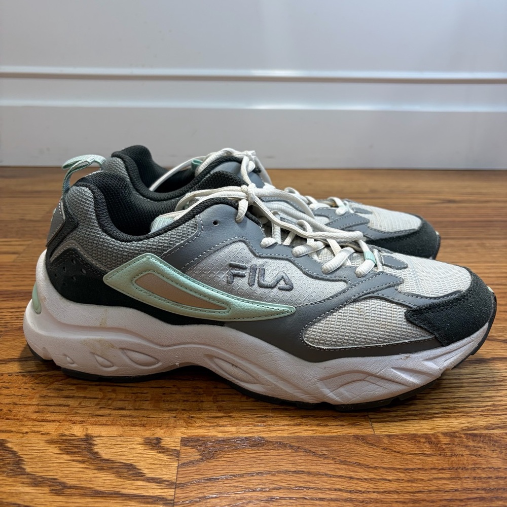 FILA Recollector Mint Green & White Athletic Sneakers - Picture 3 of 11